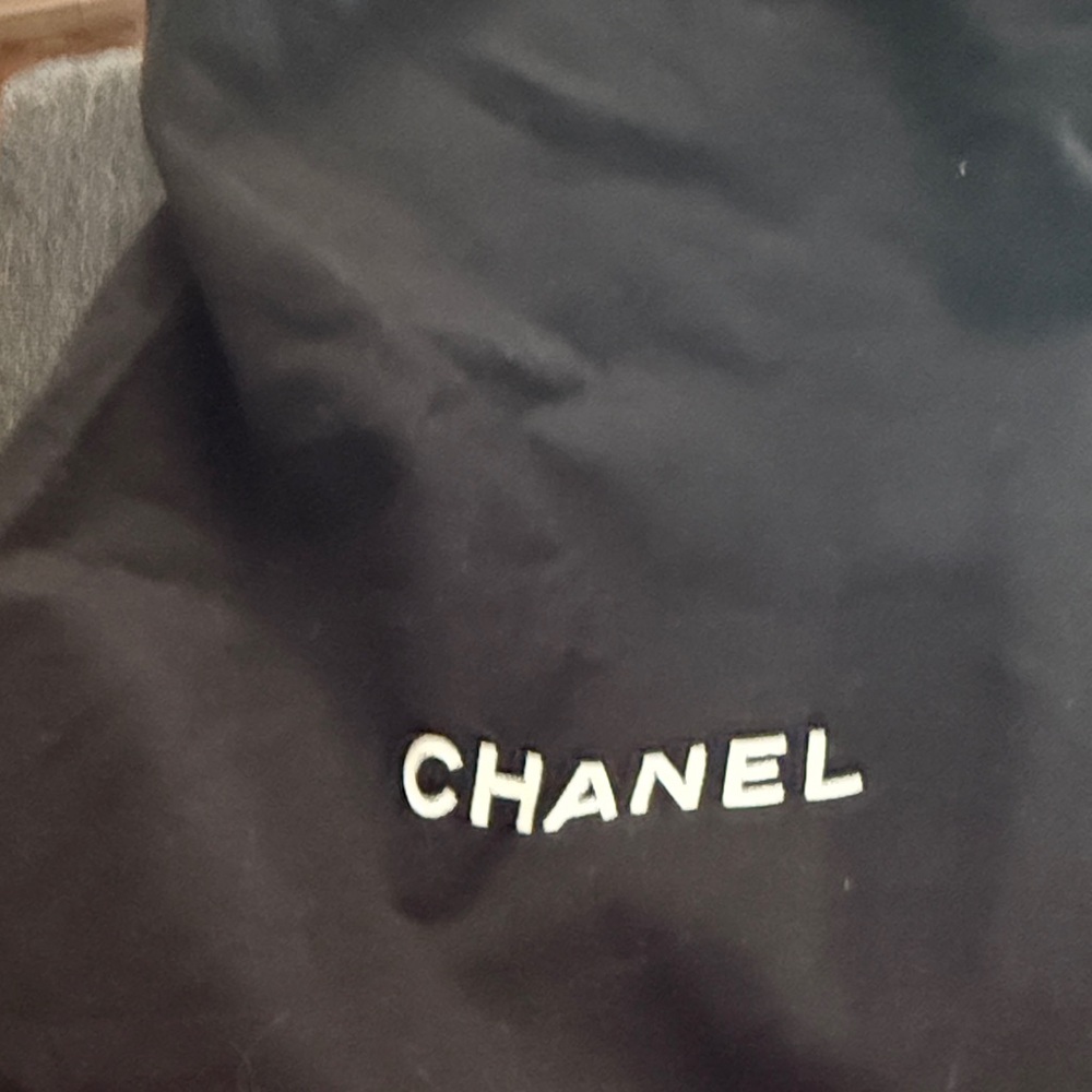 Pre owned Chanel Red caviar leather accordion shoulder bag - Picture 11 of 12